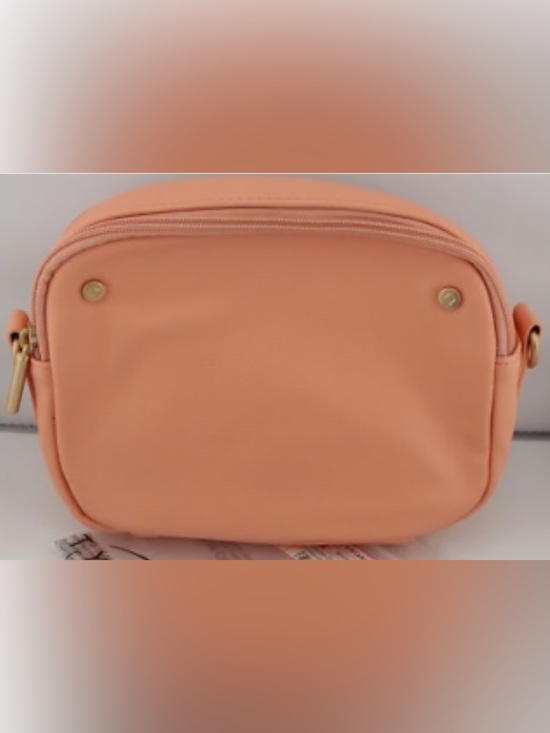 thirty-one Handbags - NWOT Thirty One Bags Double Zip Crossbody Bag, Coral Peach Smooth Pebble